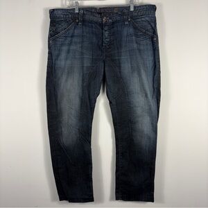 GUESS Men’s Diagonal Seam Jeans Dark Wash Slanted Arched Fit 38 *hemmed